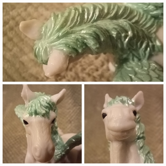 Toy Pegasus Figurine - Picture 13 of 16